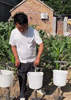 施肥器3.gif
